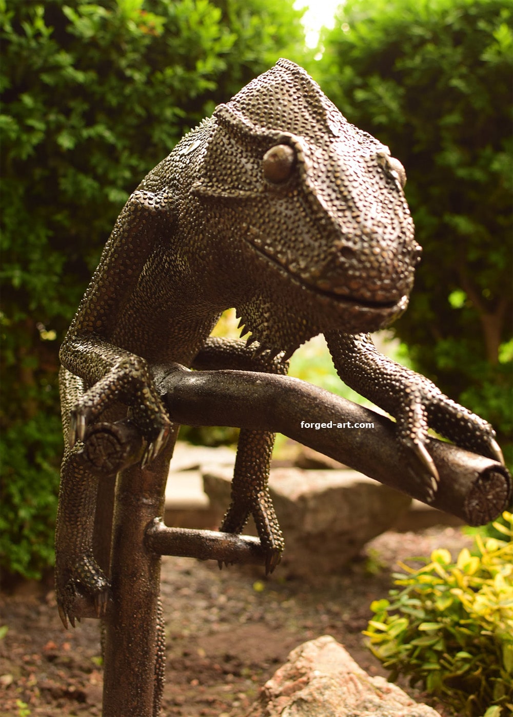 manufacturer forged figures chameleon